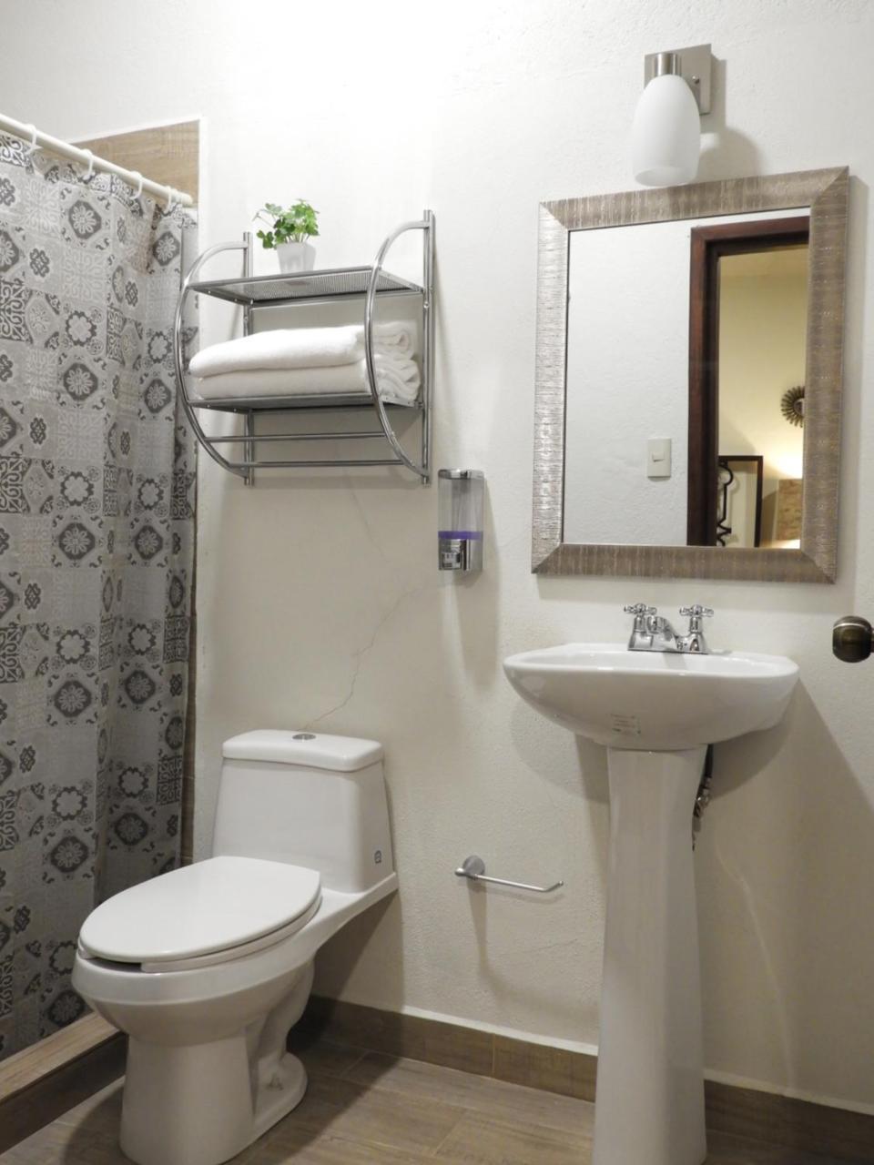 Santa Posada Suites By Lunian Guanajuato Luaran gambar
