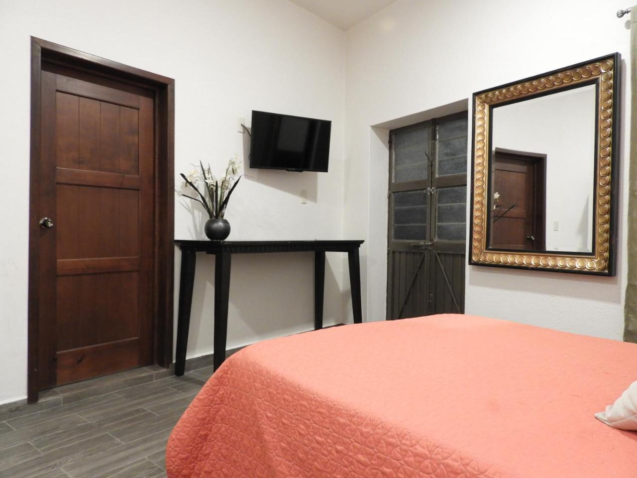 Santa Posada Suites By Lunian Guanajuato Luaran gambar